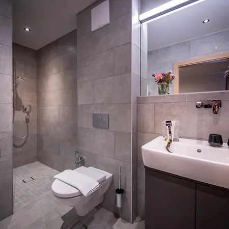 Sunny In - Out - Self Check-in *