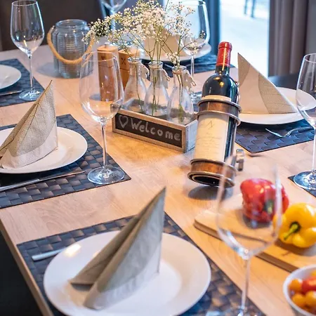 Lägenhet Sunny In - Out - Self Check-in *