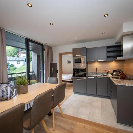 Apartment Sunny In - Out - Self Check-in *