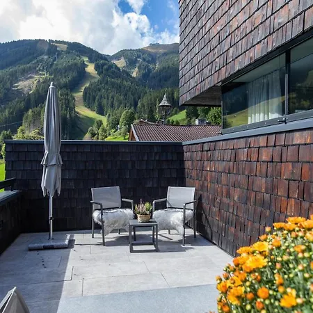 Sunny In - Out - Self Check-in