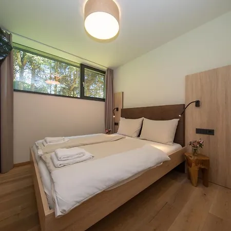 Sunny In - Out - Self Check-in