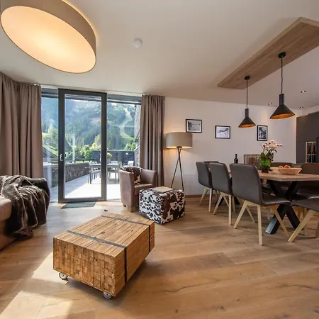 Sunny In - Out - Self Check-in Apartament Zell am See